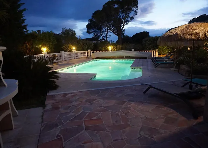 Chantilly * Saint-Raphael (Var)